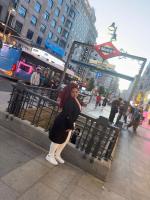 613757804: Chica busca chico en Madrid