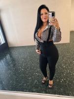 631999467: Chica busca chico en Barcelona