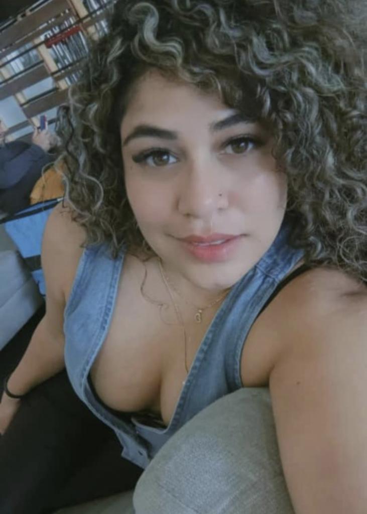 Chica busca chico en Granada: 