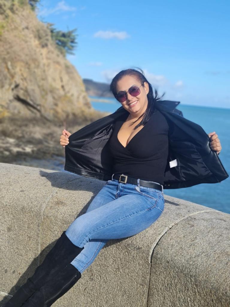 642765014: Chica busca chico en Navarra