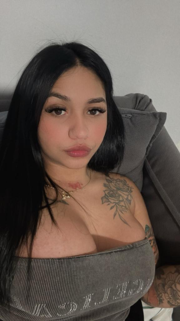 Chica busca chico en Huelva: 