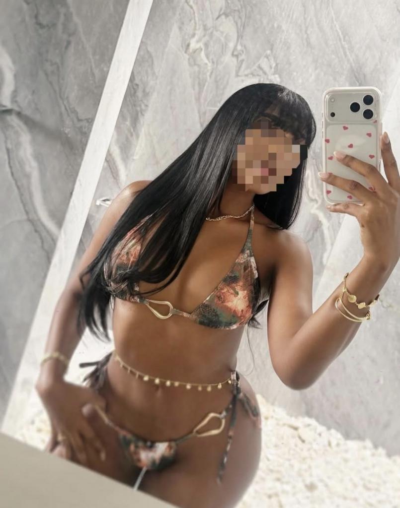 Chica busca chico en Barcelona: 