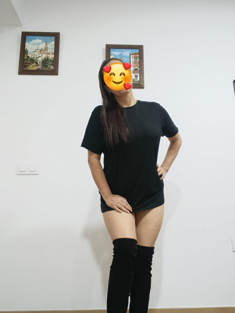 Chica busca chico en Huelva: 