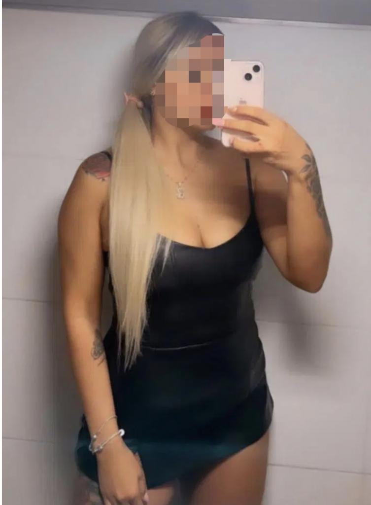 Chica busca chico en Cádiz: 