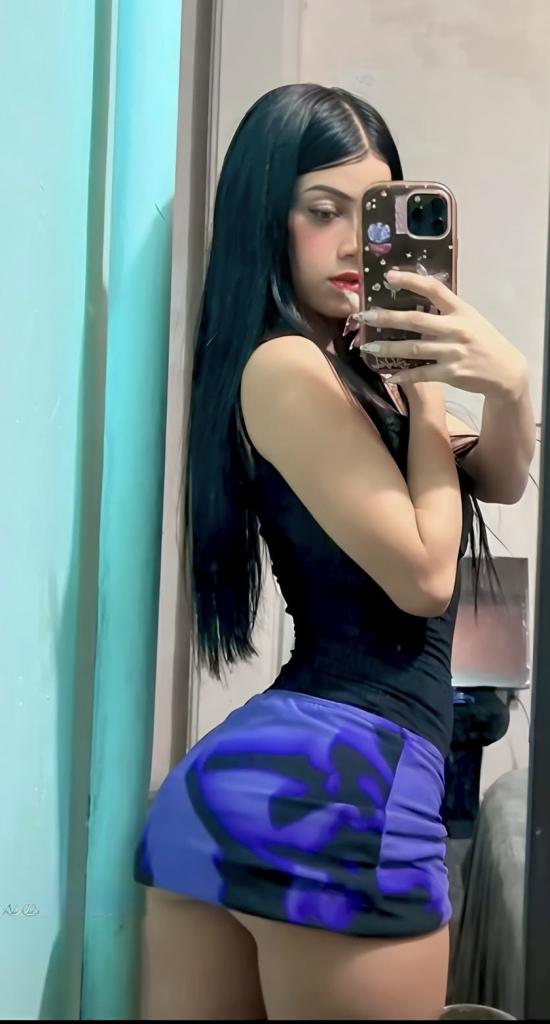 Chica busca chico en Huelva: 