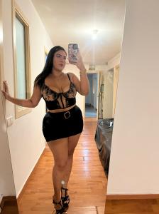 657276988: Chica busca chico en Barcelona