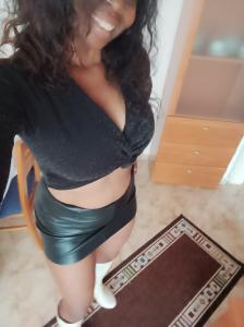 Chica busca chico en Cádiz: 
