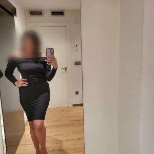 Chica busca chico en Almería: 