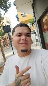 Chico busca chica en Castellón: 