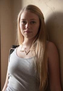 624944946: Chica busca chico en Gerona