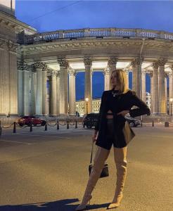 627164366: Chica busca chico en Gerona