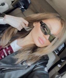 627164366: Chica busca chico en Gerona