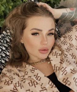 627164366: Chica busca chico en Gerona