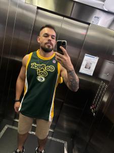 654832604: Chico busca chica en Valencia