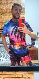 613218116: Chico busca chica en Sevilla