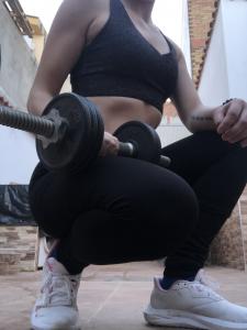 610884416: Chica busca chico en Madrid