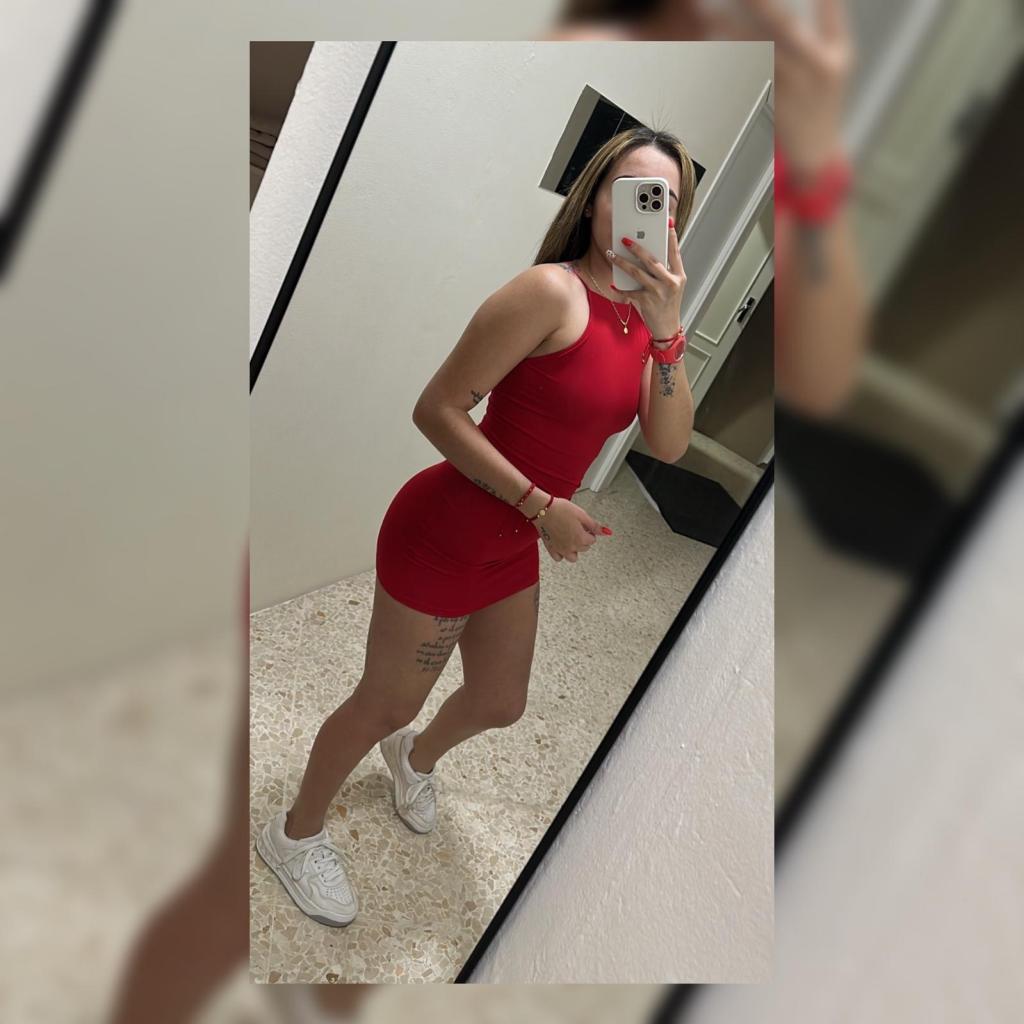 631334029: Chica busca chico en Gerona