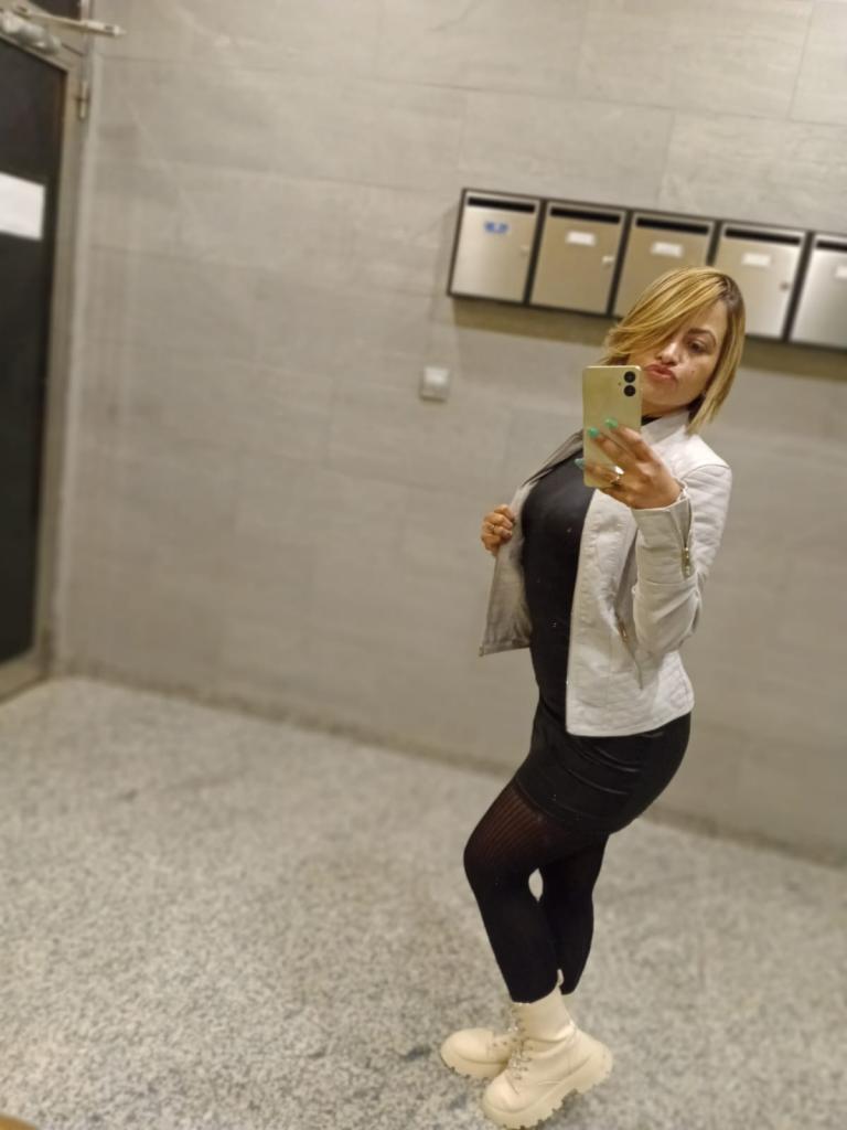 Chica busca chico en Murcia: 