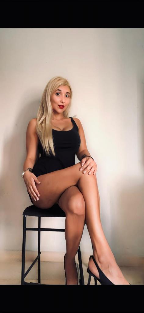 Chica busca chico en Las Palmas: Chica busca chico