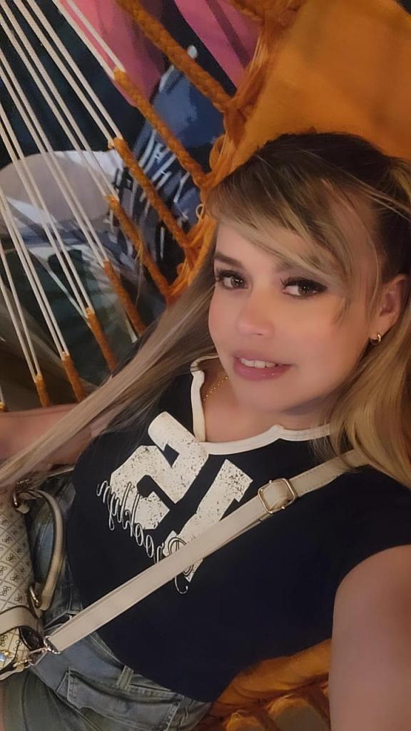 Chica busca chico en Cádiz: 