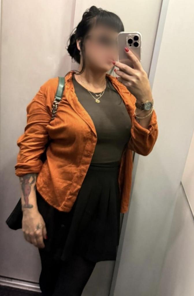 Chica busca chico en Lugo: 