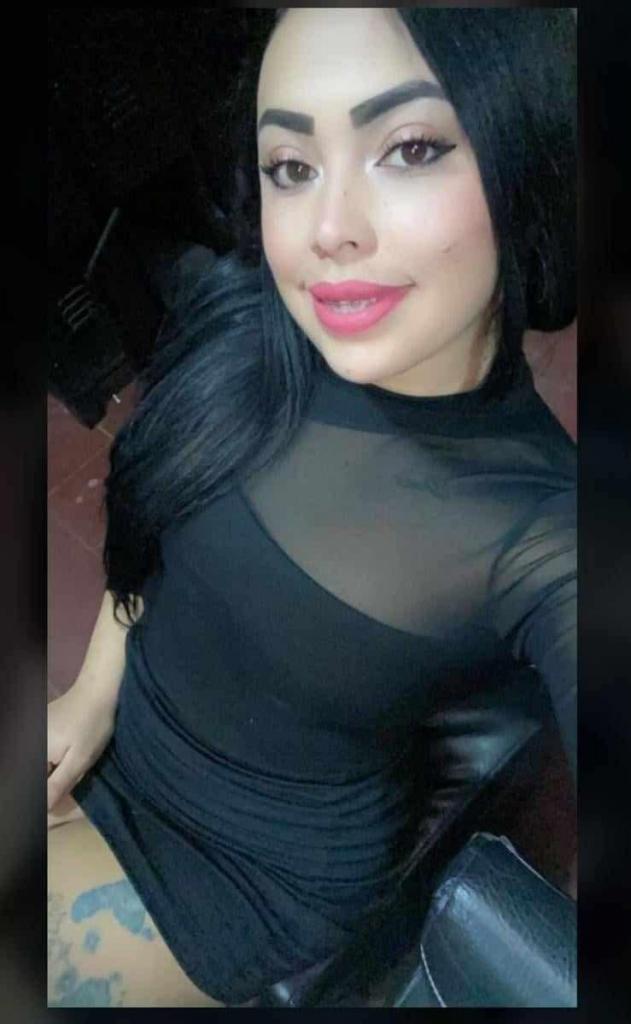 Chica busca chico en Cádiz: 