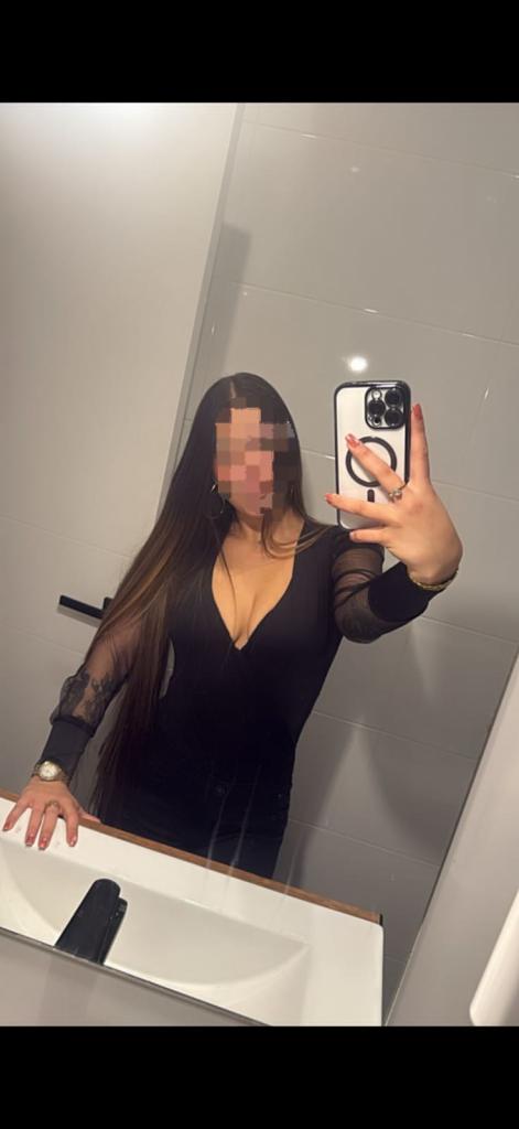 632897630: Chica busca chico en Madrid