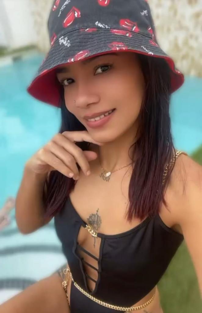 Chica busca chico en Granada: 