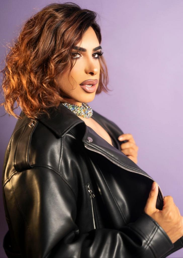 610917030: Transexual en Tenerife