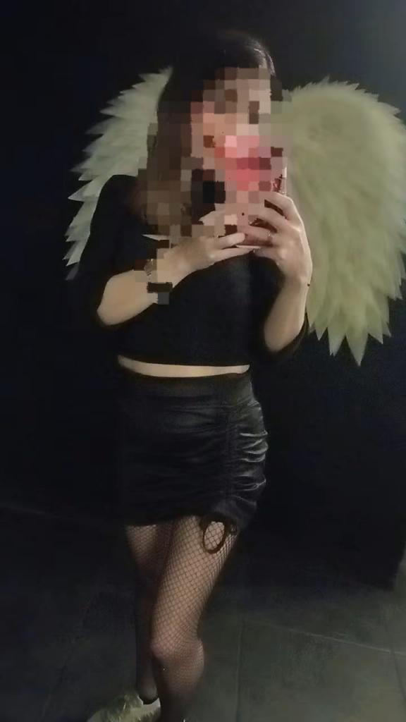 641288700: Chica busca chico en Valencia
