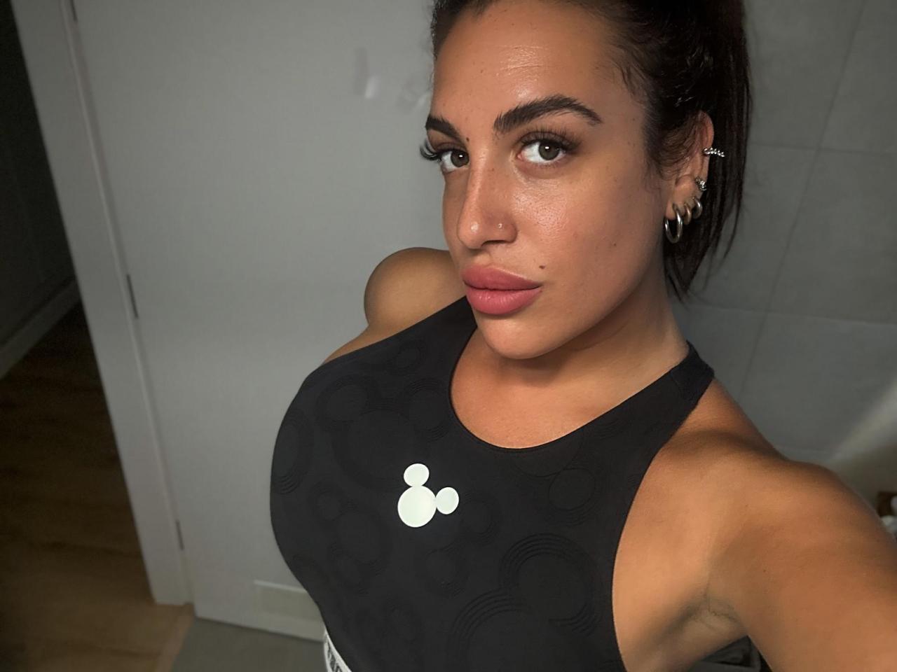 Chica busca chico en Sevilla: 