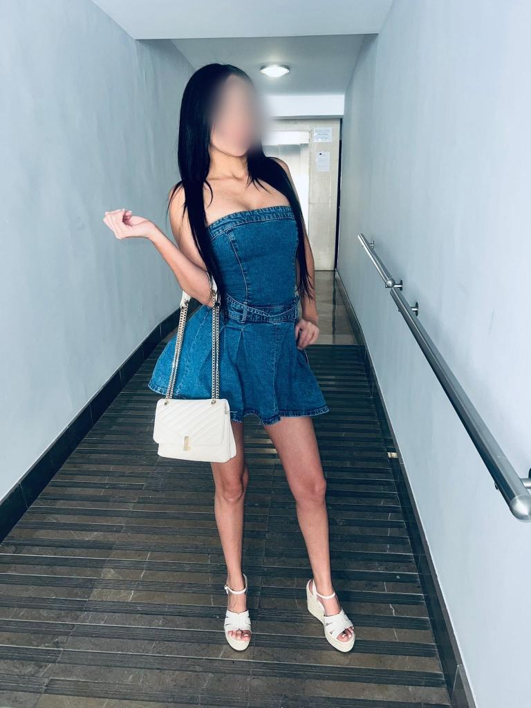 Chica busca chico en Granada: 