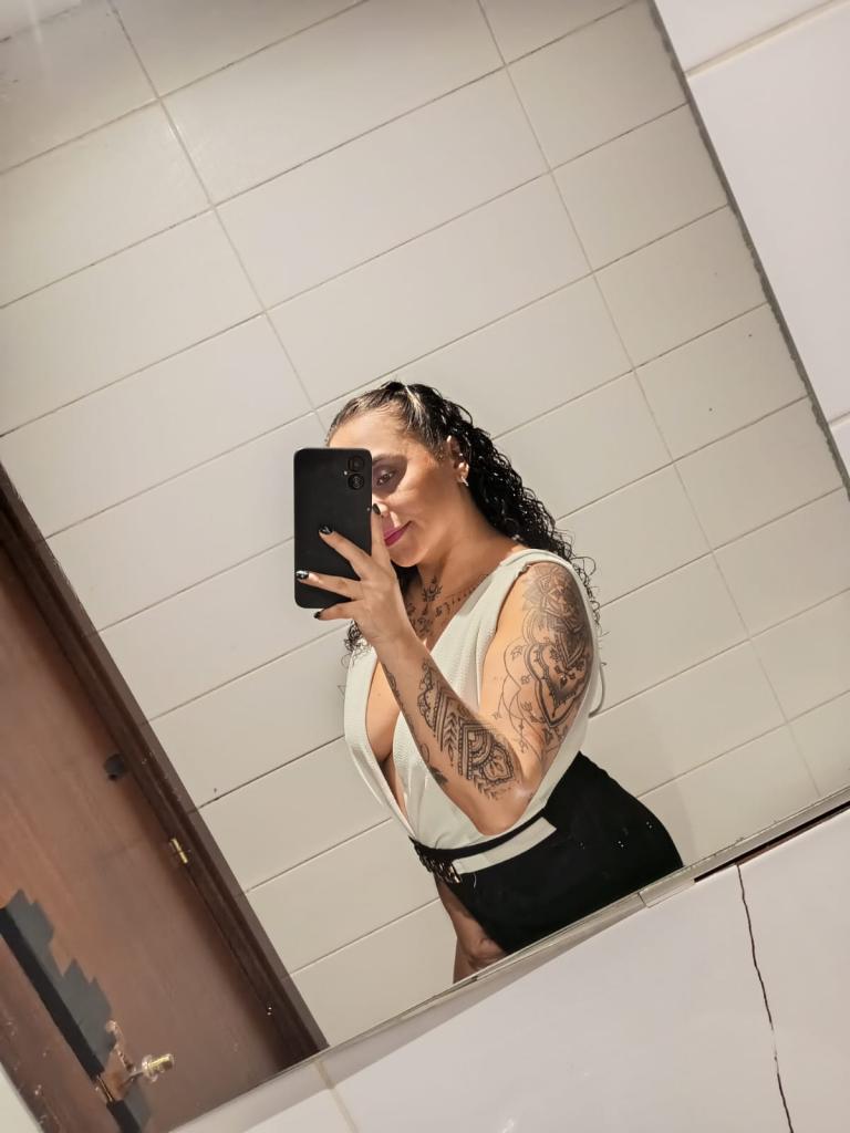 Chica busca chico en Tarragona: Chica busca chico
