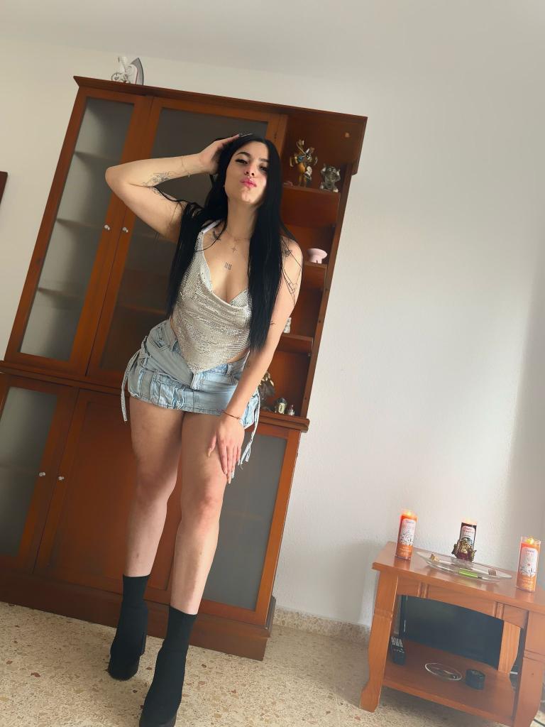 Chica busca chico en Valencia: Chica busca chico