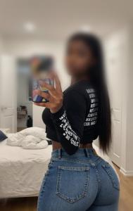 642530545: Chica busca chico en La Coruña