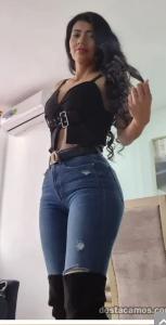 674820212: Chica busca chico en Barcelona