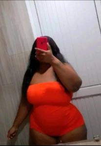 643517308: Chica busca chico en Lérida