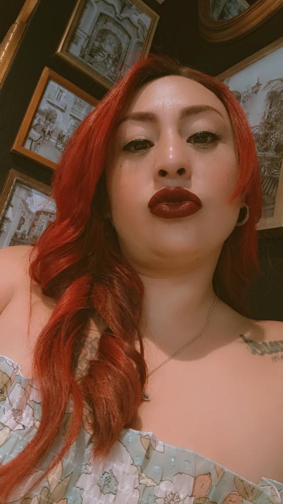 Chica busca chico en Cádiz: 