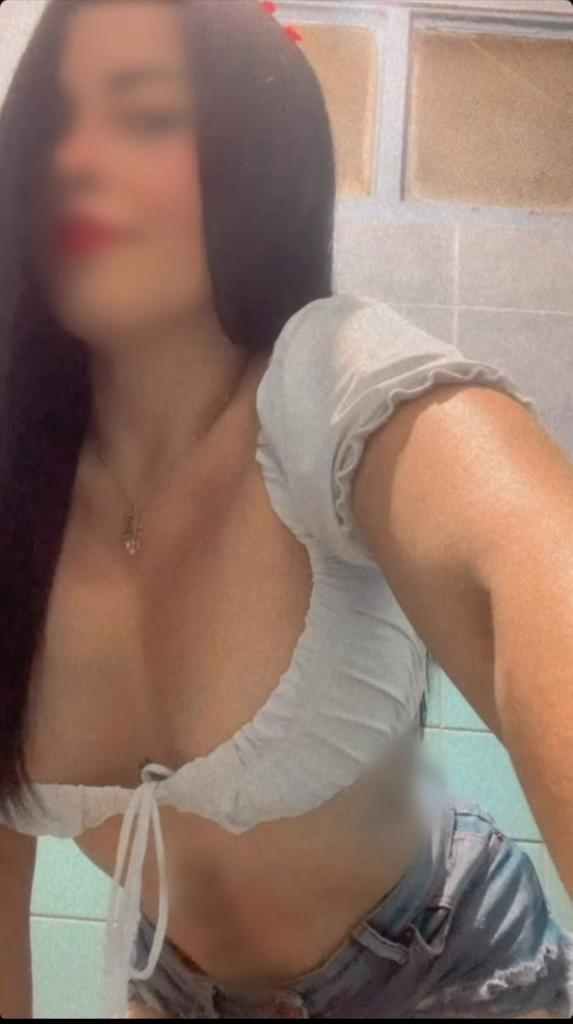 617163834: Chica busca chico en Murcia