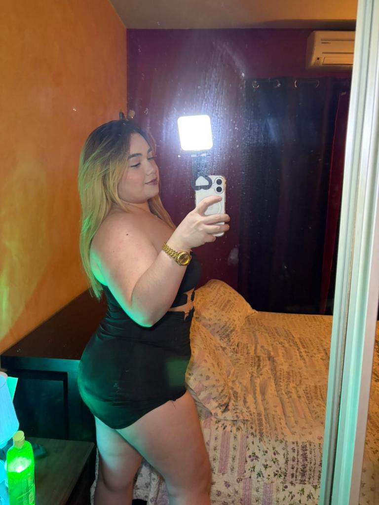 613534763: Chica busca chico en Valladolid