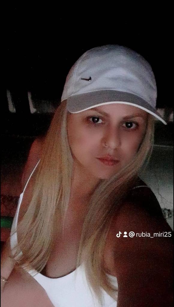 Chica busca chico en Lugo: 
