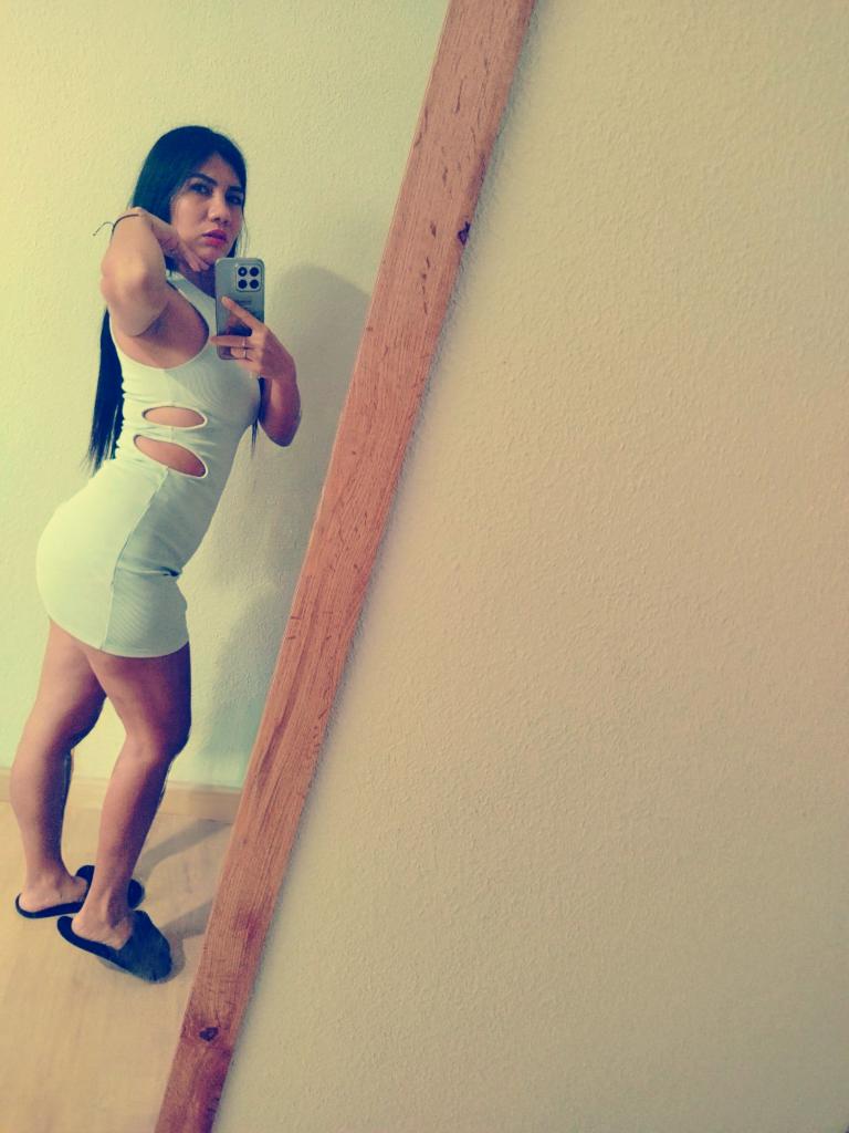 Chica busca chico en Cáceres: Chica busca chico