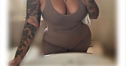 Chica busca chico en Granada: 