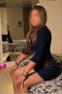 Chica busca chico en Cádiz: 