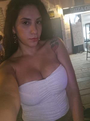 Chica busca chico en Ibiza: 