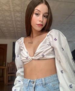 Chica busca chico en Cádiz: 