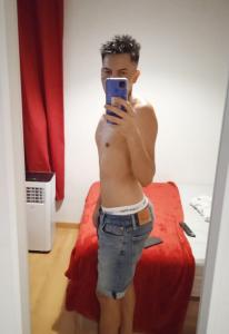 Chico busca chica en Barcelona: 