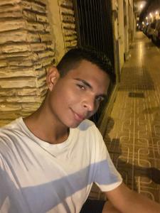 Chico busca chica en Alicante: 