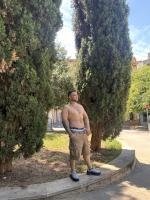 663526446: Chico busca chica en Barcelona