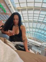 613450717: Chica busca chico en Granada